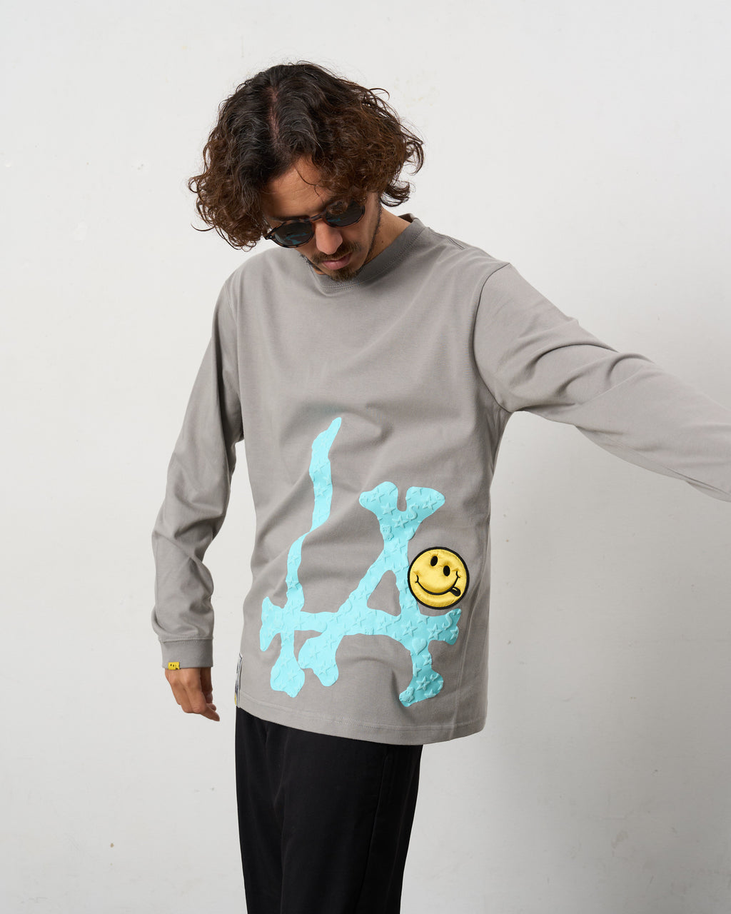 5.6ozコットン天竺 ボーンLAフォームプリント  LS Tシャツ(624-02899)