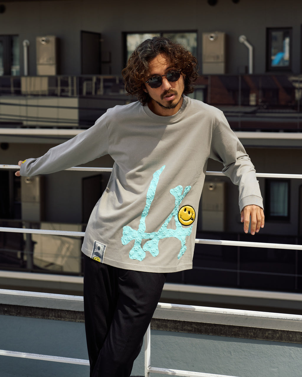 5.6ozコットン天竺 ボーンLAフォームプリント  LS Tシャツ(624-02899)