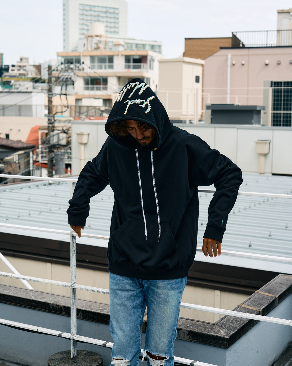 ヘビーウエイト裏毛 パールロゴ プルパーカー