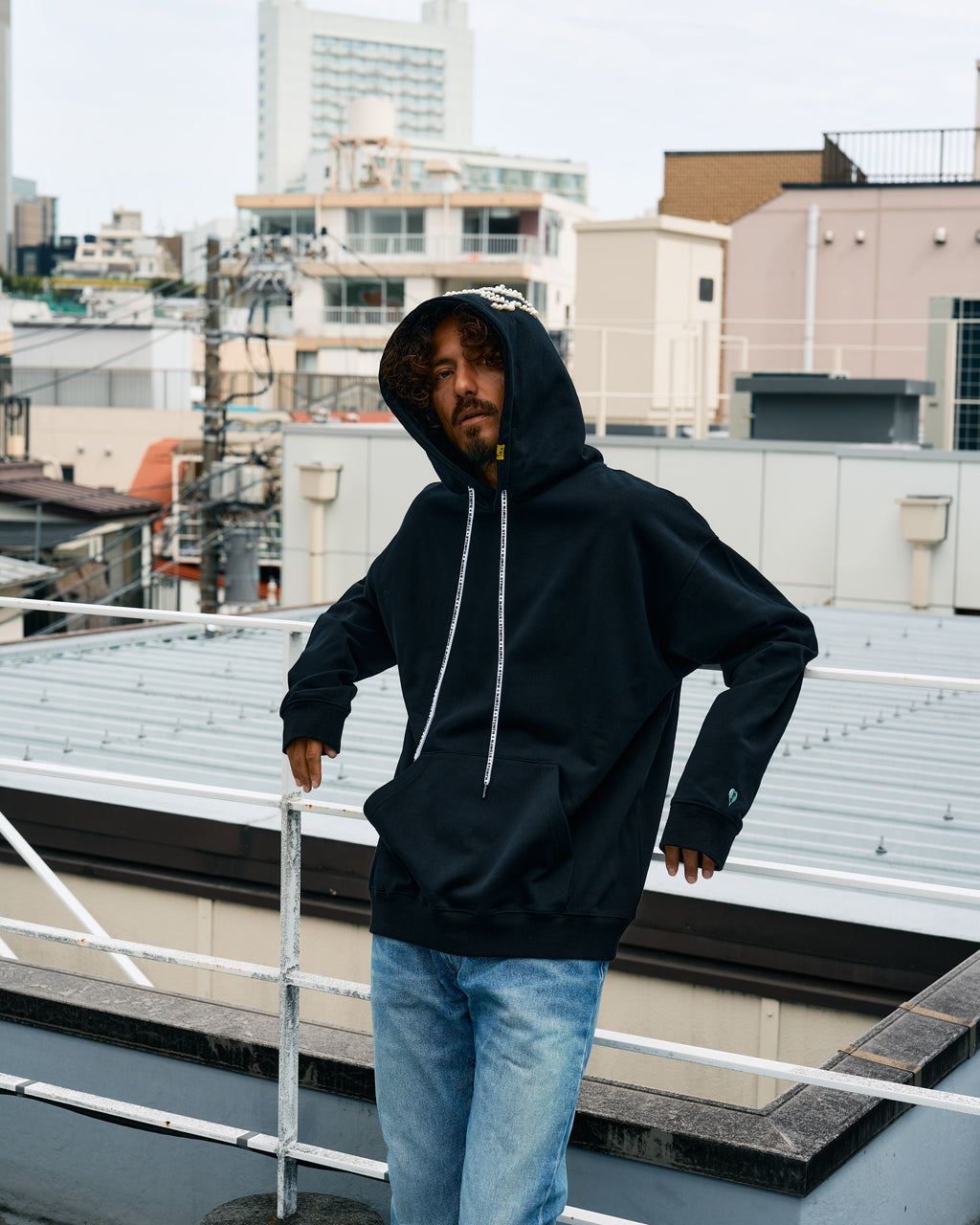 ヘビーウエイト裏毛 パールロゴ プルパーカー