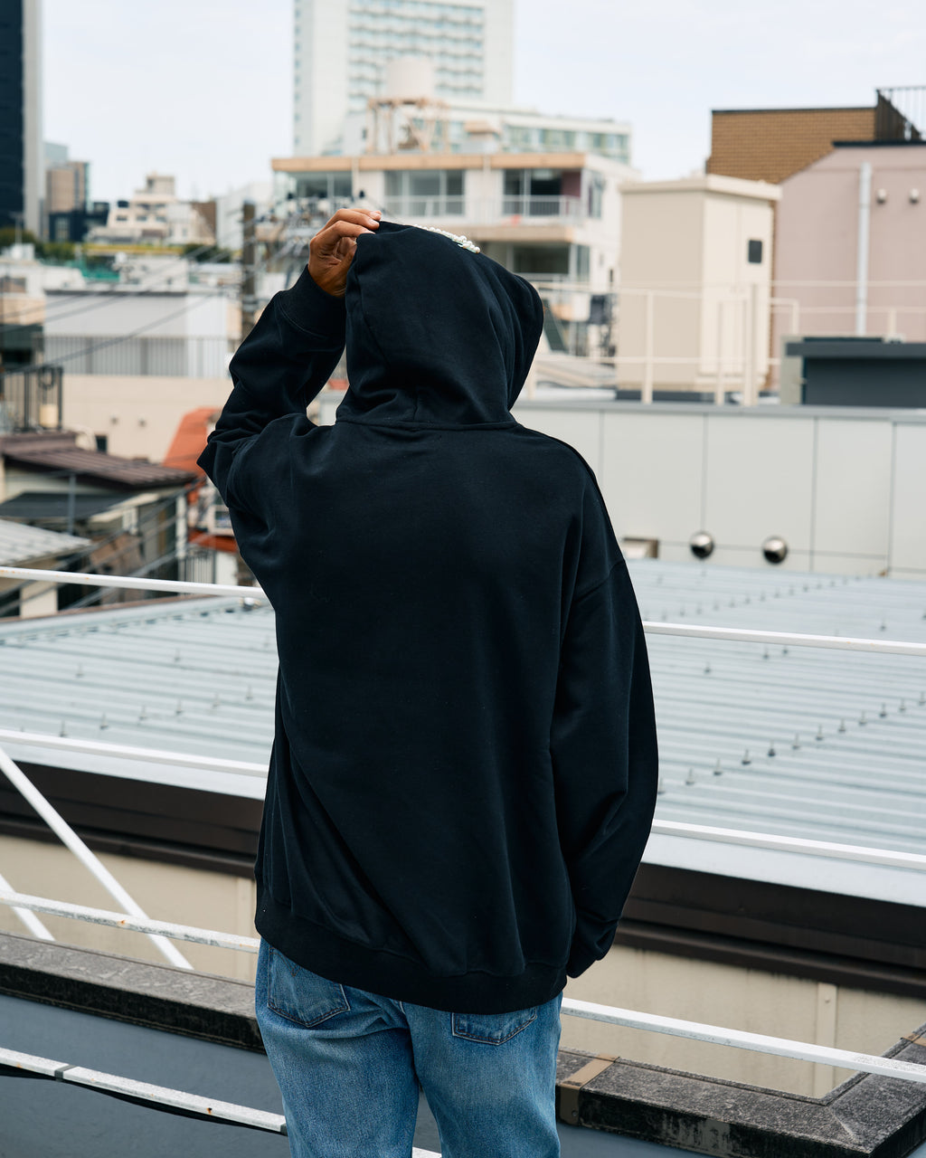 ヘビーウエイト裏毛 パールロゴ プルパーカー