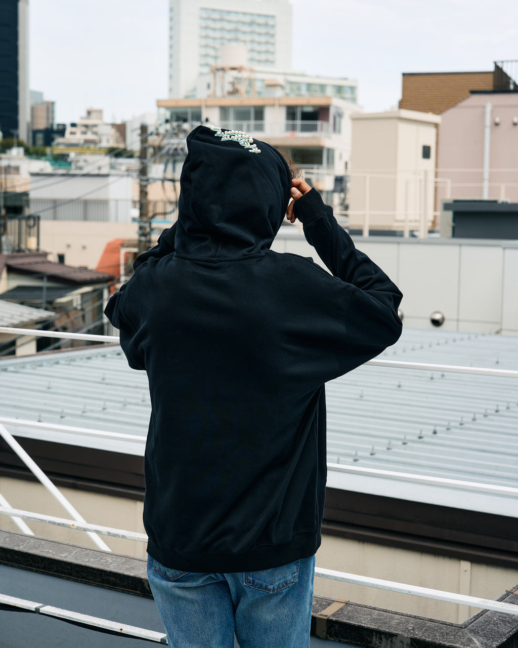 ヘビーウエイト裏毛 パールロゴ プルパーカー