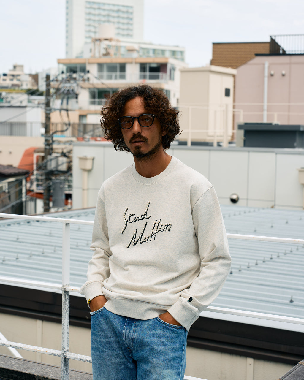 ヘビーウエイト裏毛パイル パールロゴ スエットシャツ