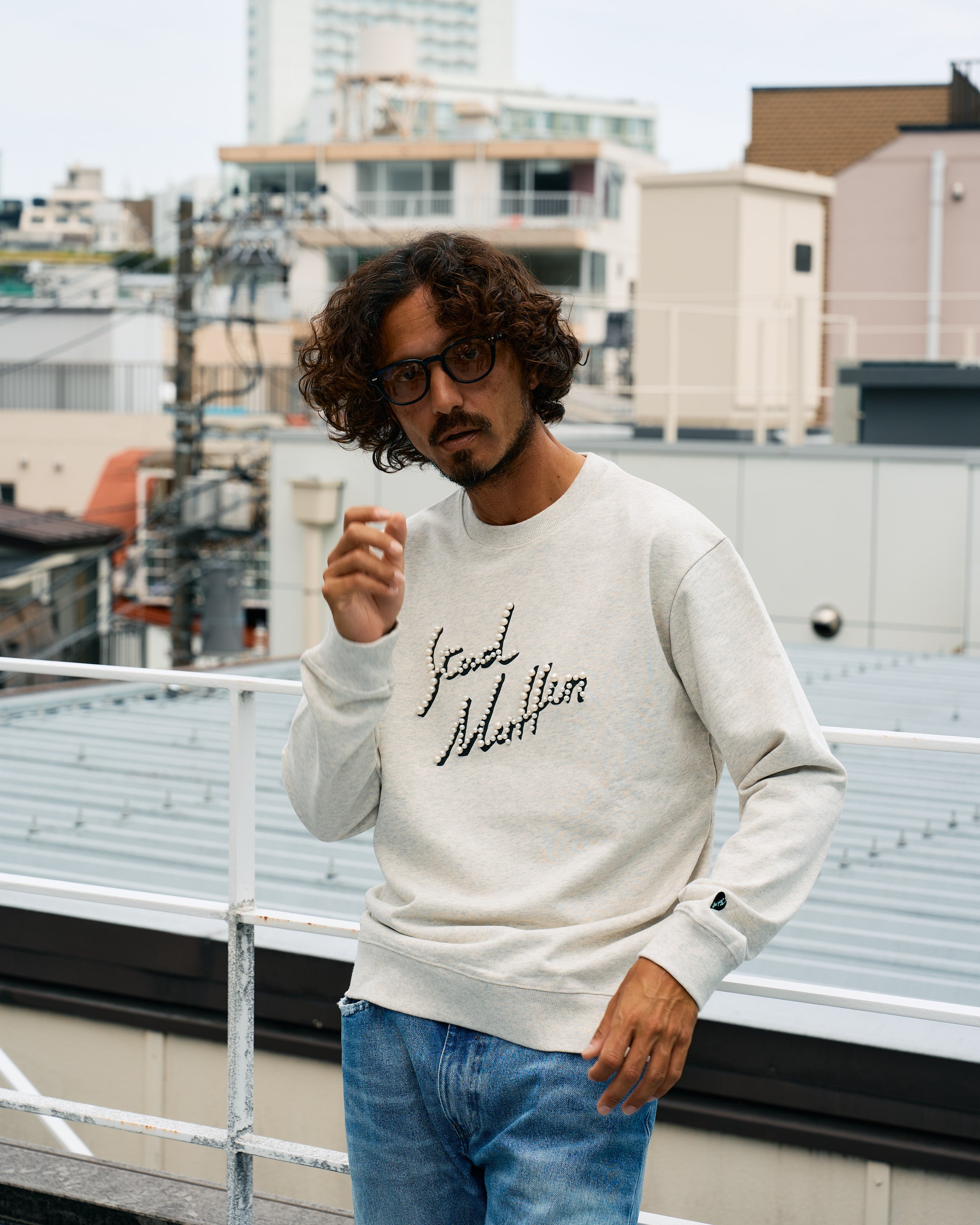 ヘビーウエイト裏毛パイル パールロゴ スエットシャツ