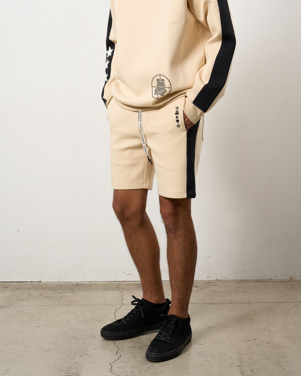 TRストレッチポンチ ラインストーン ターゲットベア ラインショートパンツ