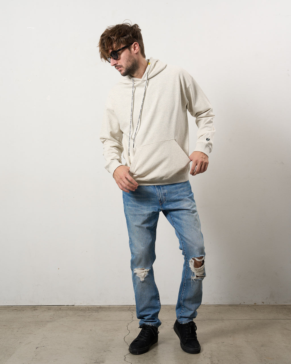 ヘビーウエイト裏毛 パールロゴ プルパーカー