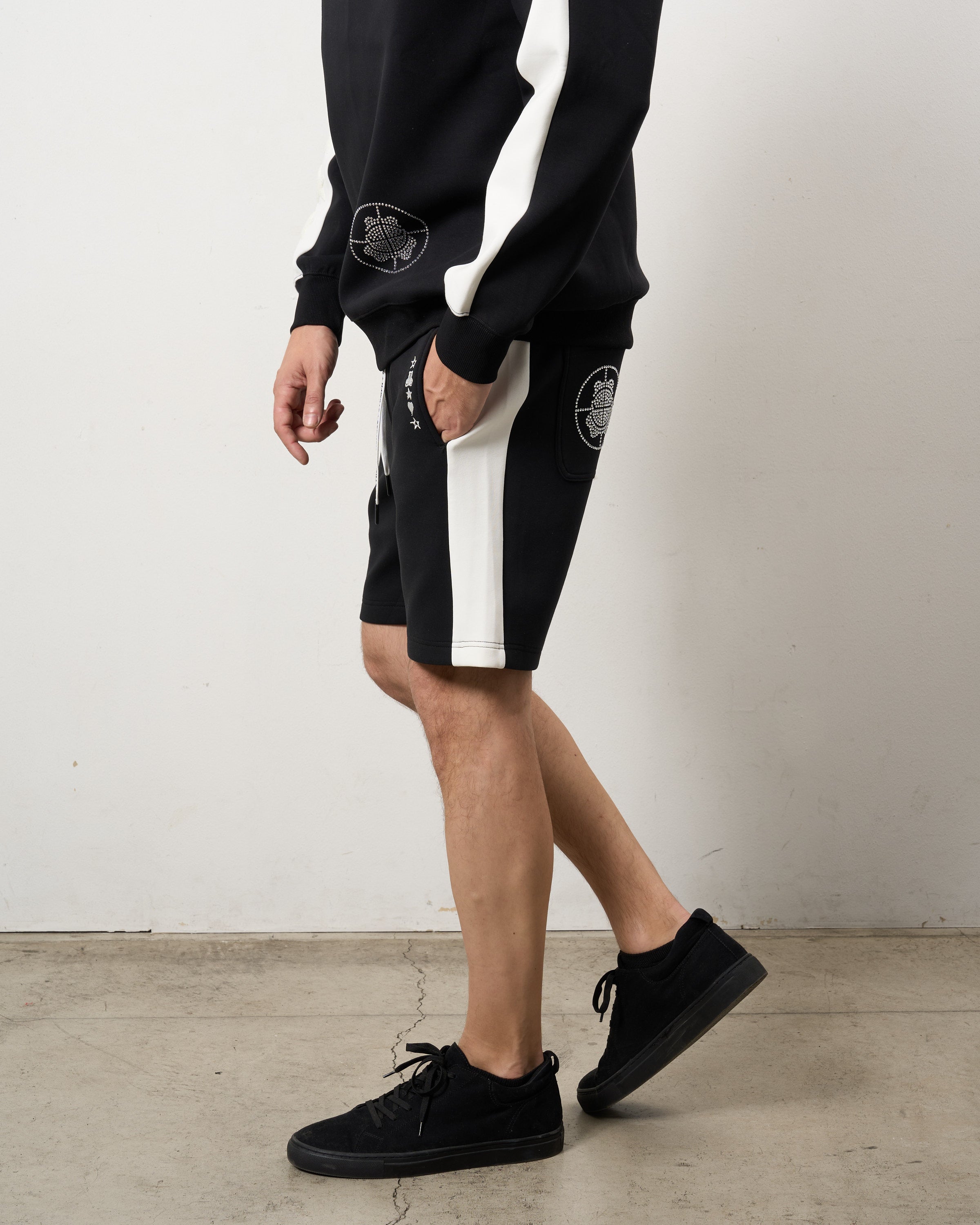 TRストレッチポンチ ラインストーン ターゲットベア ラインショートパンツ