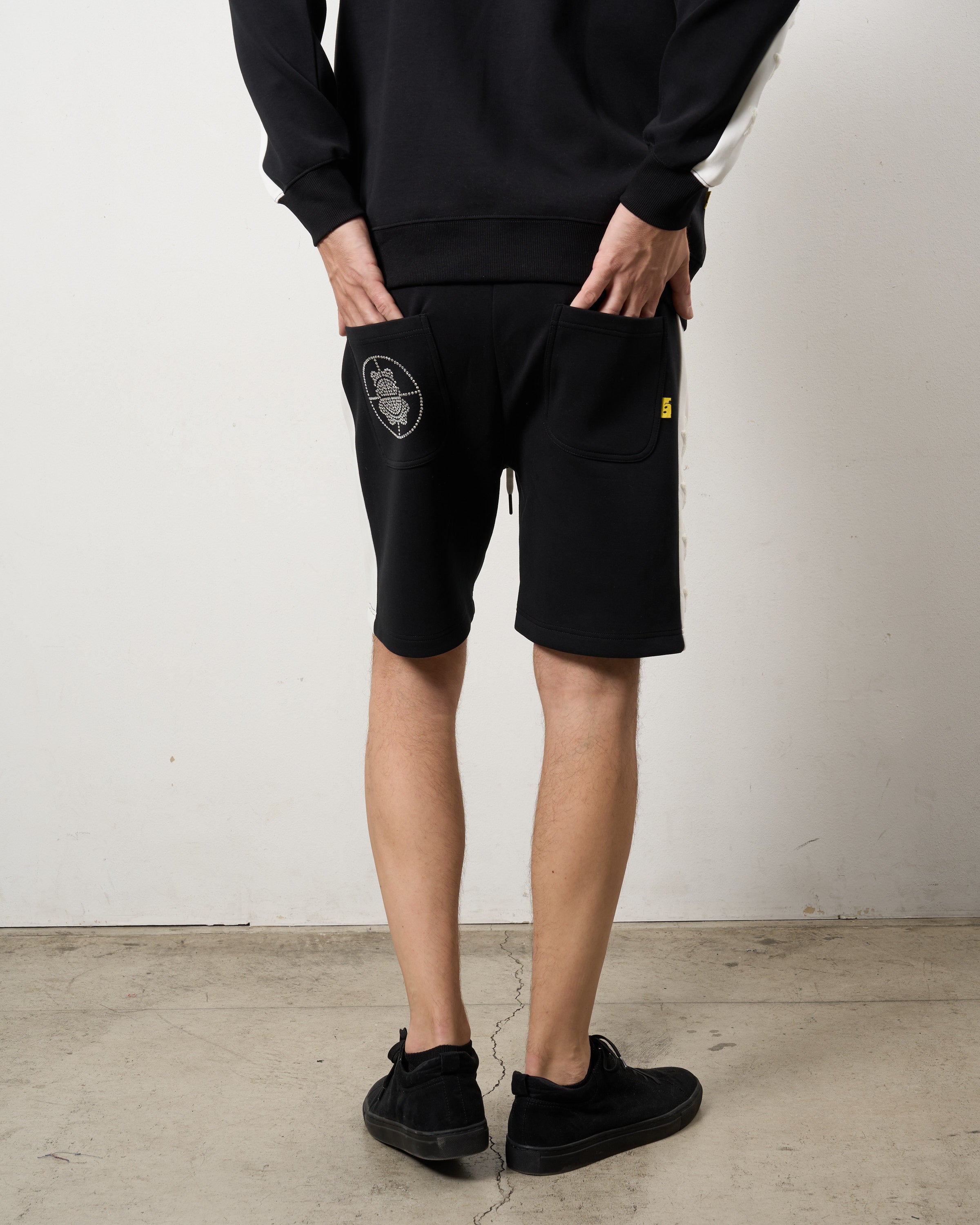 TRストレッチポンチ ラインストーン ターゲットベア ラインショートパンツ