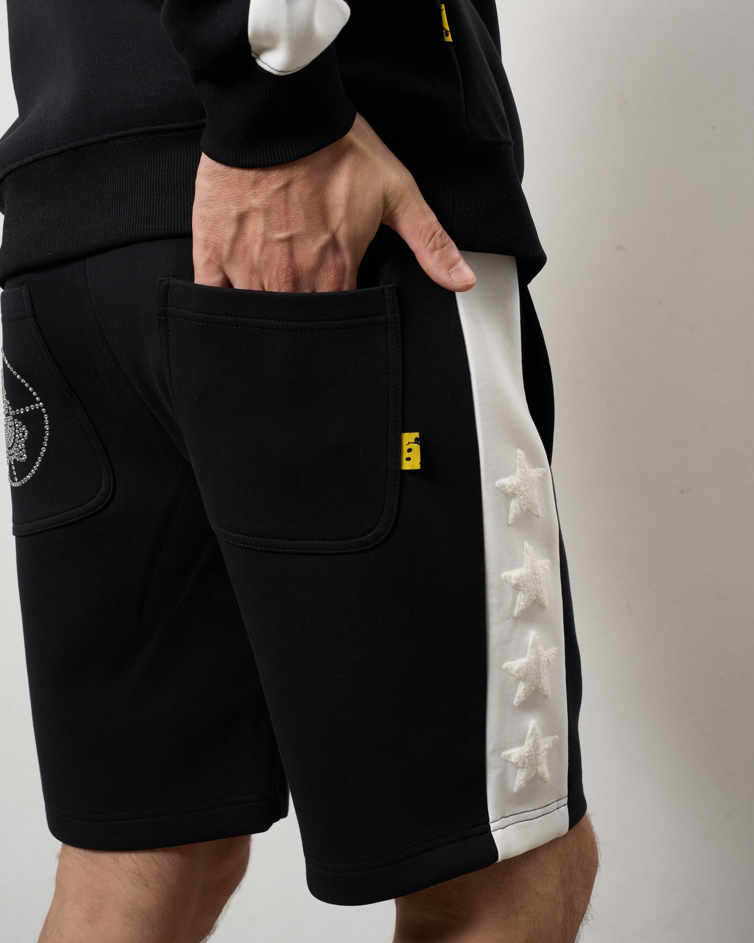 TRストレッチポンチ ラインストーン ターゲットベア ラインショートパンツ