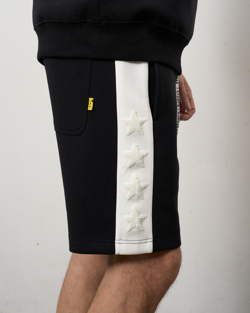 TRストレッチポンチ ラインストーン ターゲットベア ラインショートパンツ