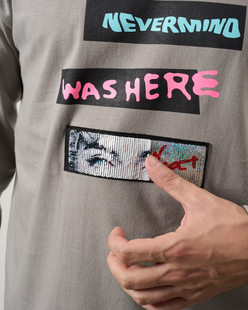 5.6ozコットン天竺 タイトルボックスシークインLSシャツ