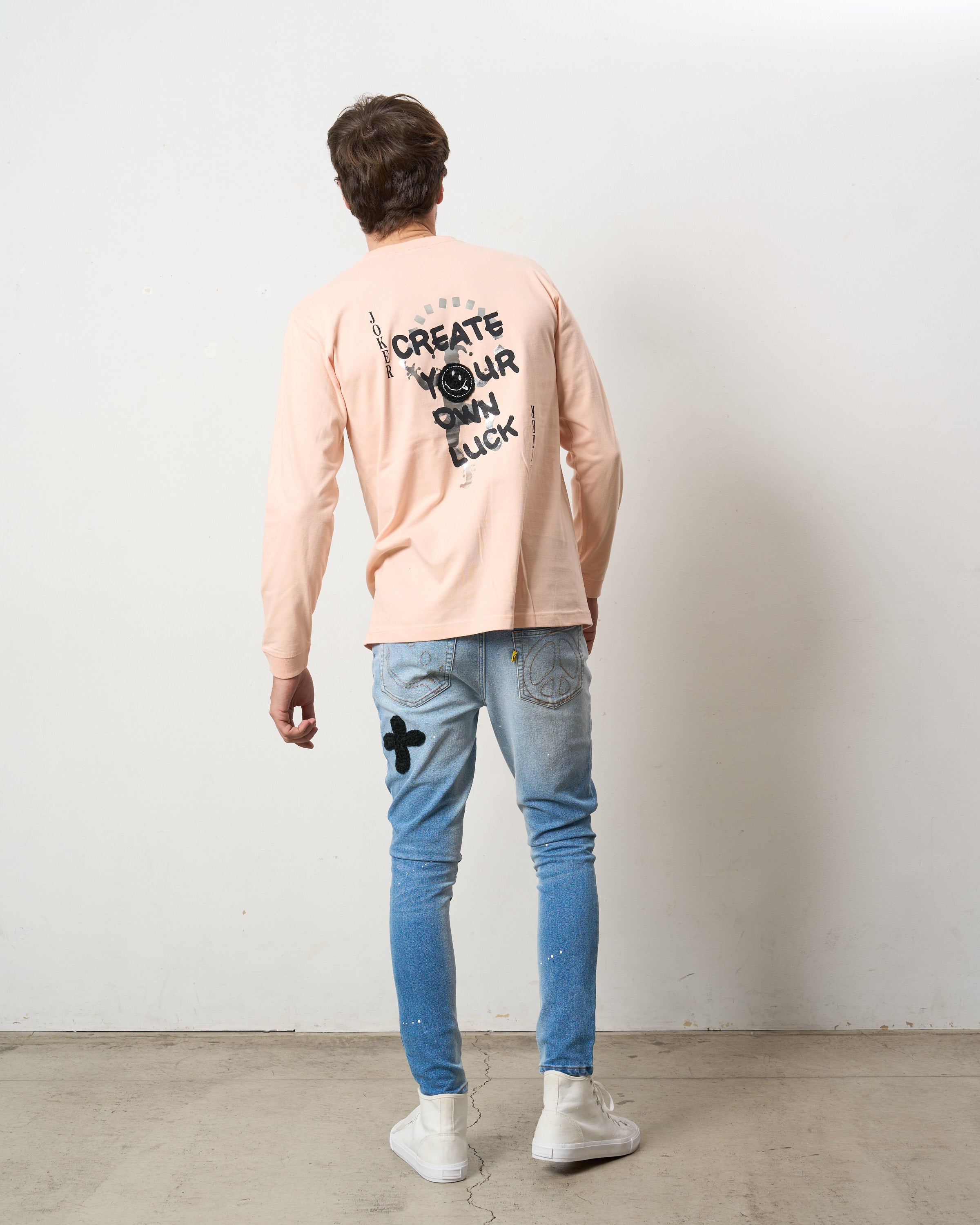 5.6ozコットン天竺 CREATE YOUR OWN LUCK&マルチパッチワーク LS Tシャツ