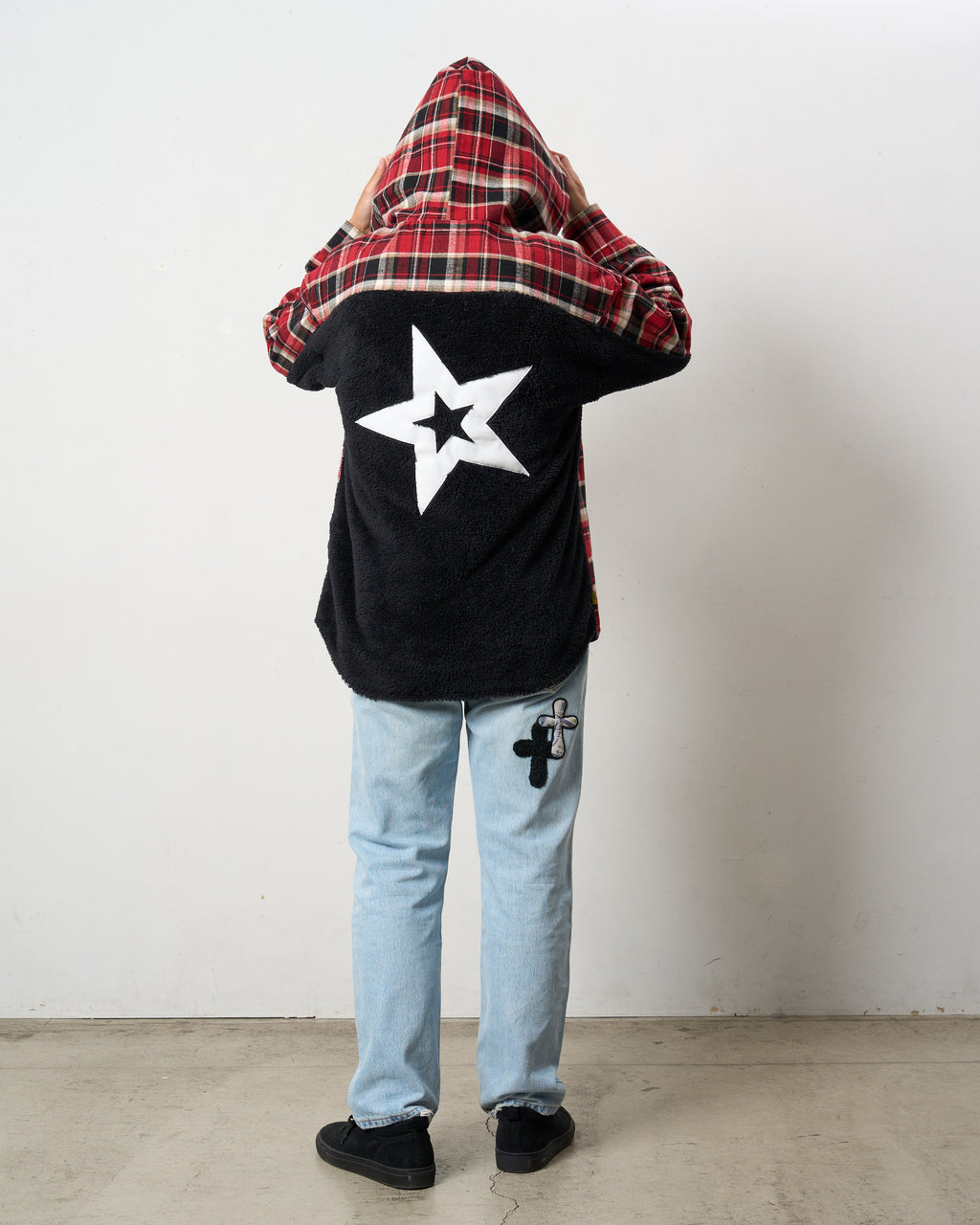 ヘビーネルチェック/ボア レザースター&サガラパッチワーク フーデッドシャツ